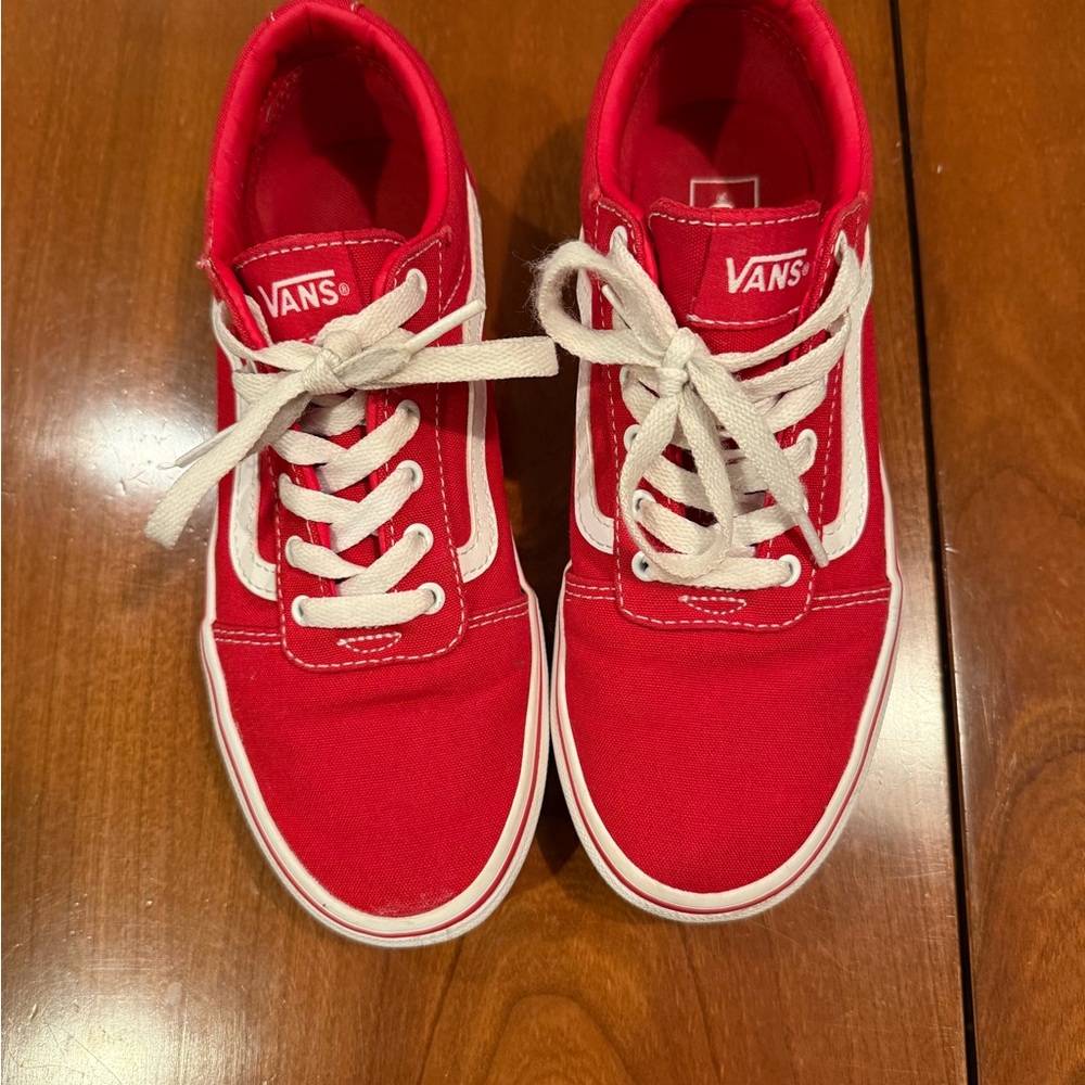 Vans Women's Red and White Sneakers